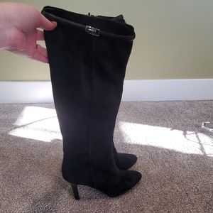 minimally worn black suede platform boots
